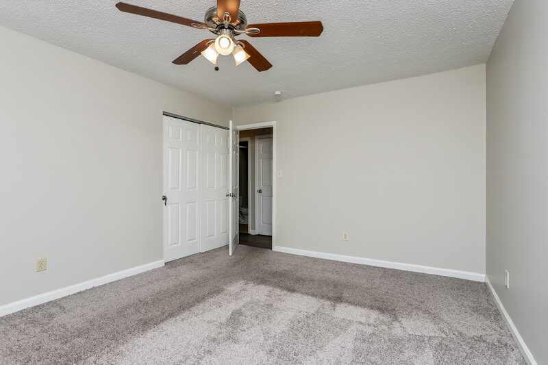 1,887/Mo, 1253 Advance Dr Florissant, MO 63031 Misc View 13