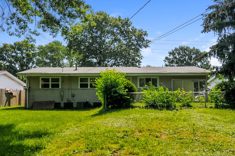 1,385/Mo, 11611 Criterion Ave St. Louis, MO 63138 Rear View