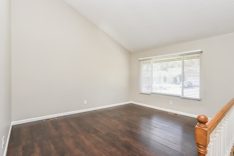 1,890/Mo, 1690 Woodman Dr Florissant, MO 63031 Misc View 2