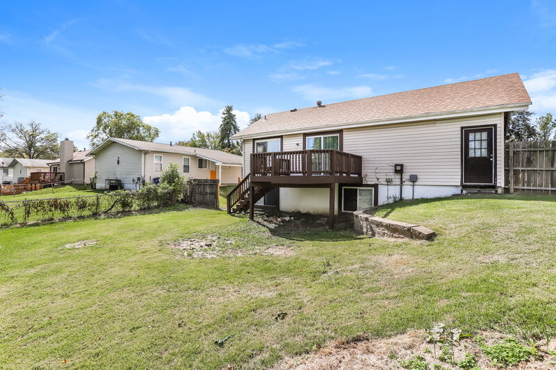 1,890/Mo, 1690 Woodman Dr Florissant, MO 63031 Misc View 14