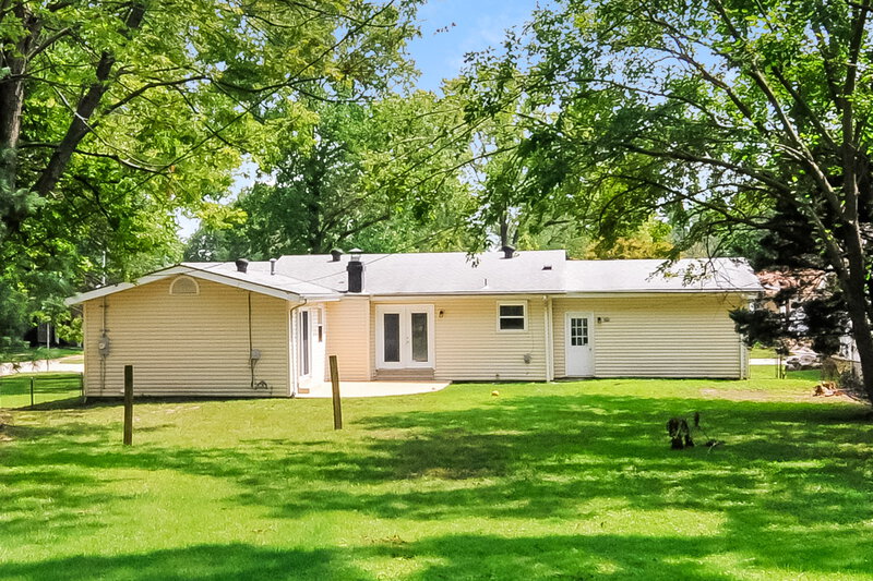 1,775/Mo, 1615 Leisure Dr Florissant, MO 63031 Rear View