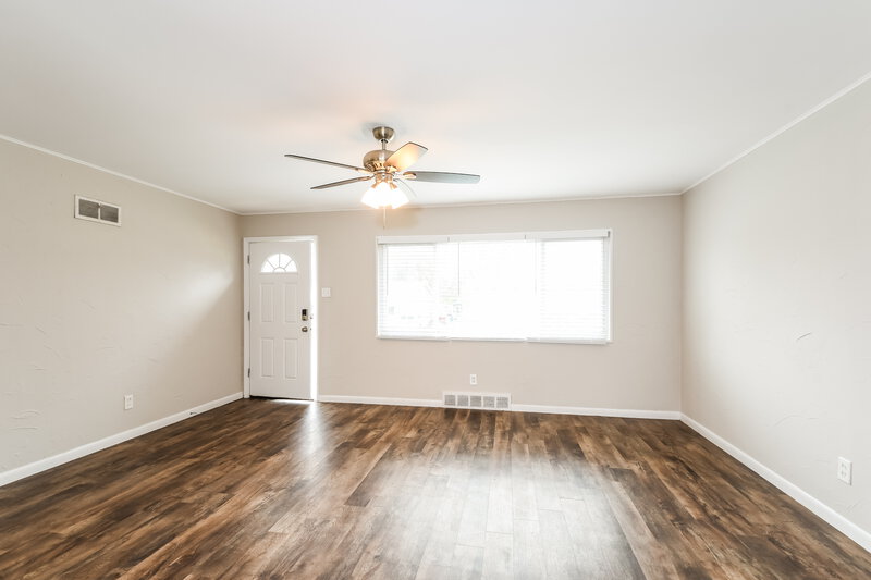 1,650/Mo, 1230 Acredale Dr Florissant, MO 63033 Misc View 2