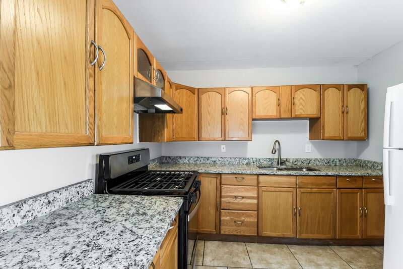 1,650/Mo, 1230 Acredale Dr Florissant, MO 63033 Misc View 5