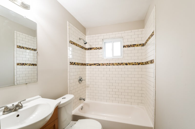 1,650/Mo, 1230 Acredale Dr Florissant, MO 63033 Misc View 12