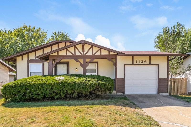 1,570/Mo, 1126 Borden Dr Florissant, MO 63031 External View