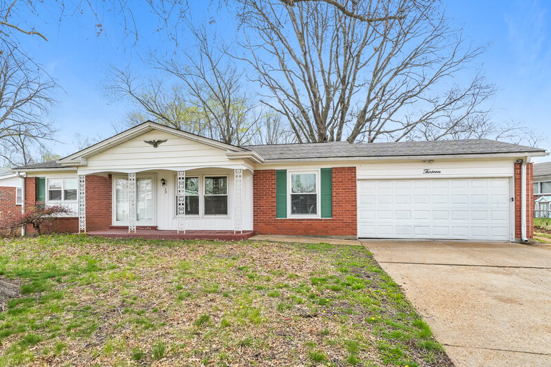2,695/Mo, 13 Cricket Ct Florissant, MO 63033 External View