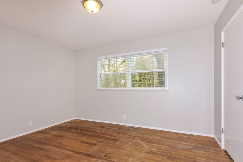 2,405/Mo, 13 Cricket Ct Florissant, MO 63033 Bedroom View 3