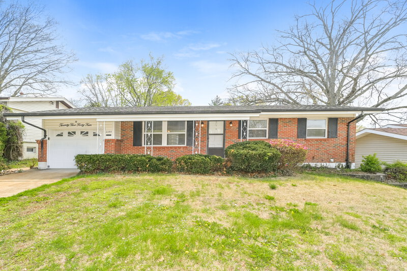 0/Mo, 2544 Netherton Dr St. Louis, MO 63136 External View