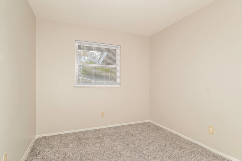 0/Mo, 2544 Netherton Dr St. Louis, MO 63136 Bedroom View 2
