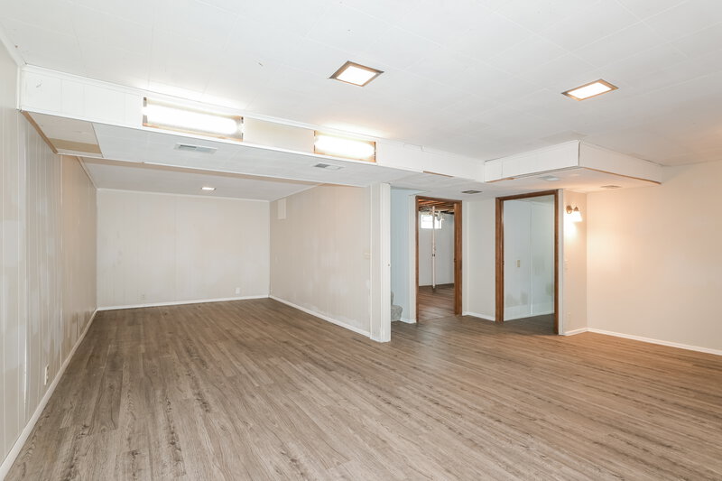 0/Mo, 2544 Netherton Dr St. Louis, MO 63136 Basement View