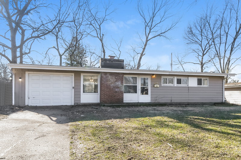 1,220/Mo, 850 Pebble Ln Florissant, MO 63033 External View