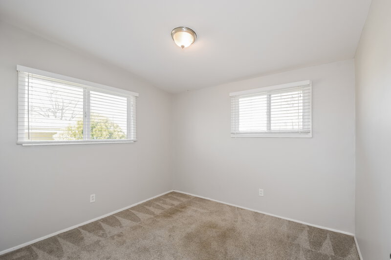 1,220/Mo, 850 Pebble Ln Florissant, MO 63033 Bedroom View 2