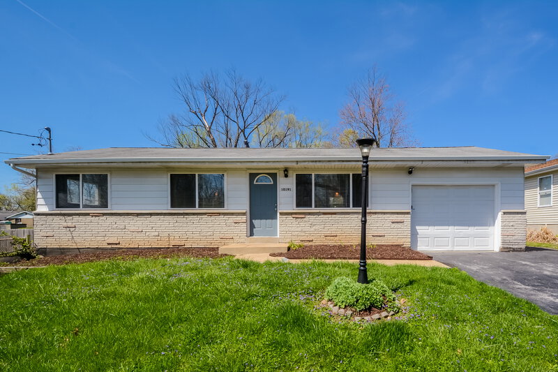 0/Mo, 10191 Mayfair Dr St. Louis, MO 63136 External View