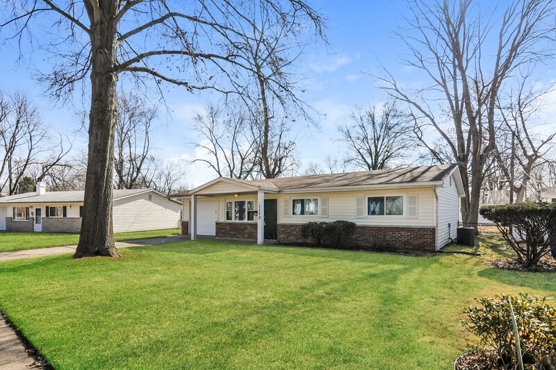 1,640/Mo, 1170 Bluebird Dr Florissant, MO 63031 Front View