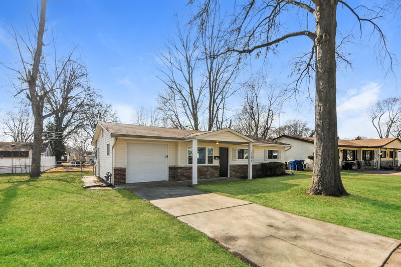 1,640/Mo, 1170 Bluebird Dr Florissant, MO 63031 Front View 2
