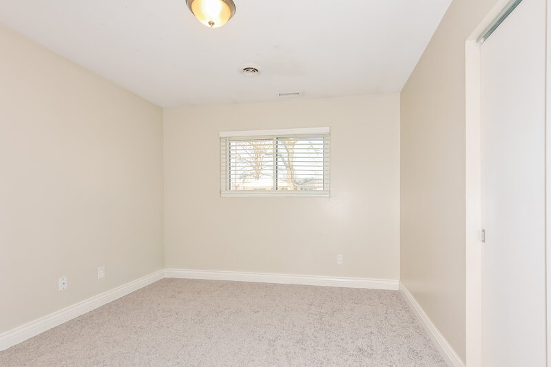 1,640/Mo, 1170 Bluebird Dr Florissant, MO 63031 Bedroom View 2