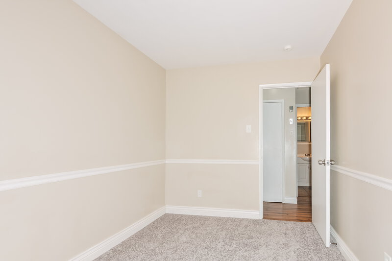 1,640/Mo, 1170 Bluebird Dr Florissant, MO 63031 Bedroom View 9