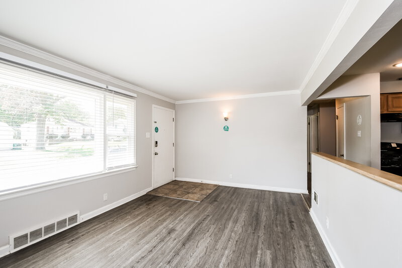 1,315/Mo, 1413 Corinth Dr St. Louis, MO 63137 Misc View 2