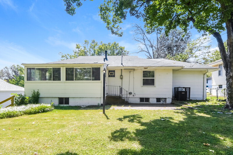 1,315/Mo, 1413 Corinth Dr St. Louis, MO 63137 Misc View 14