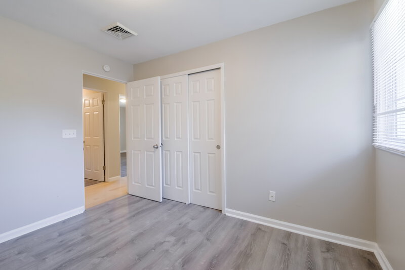 1,315/Mo, 1413 Corinth Dr St. Louis, MO 63137 Misc View 18