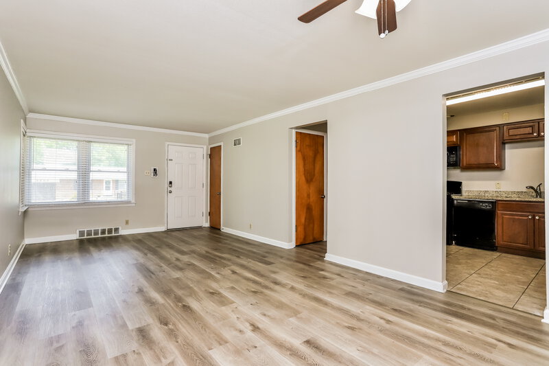 1,455/Mo, 9609 Griffin Dr St. Louis, MO 63137 Dining Room View