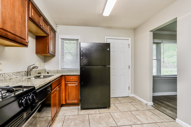 1,455/Mo, 9609 Griffin Dr St. Louis, MO 63137 Kitchen View