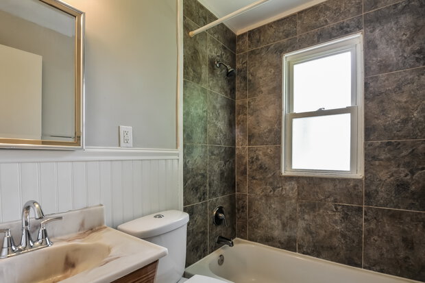 Main Bathroom View