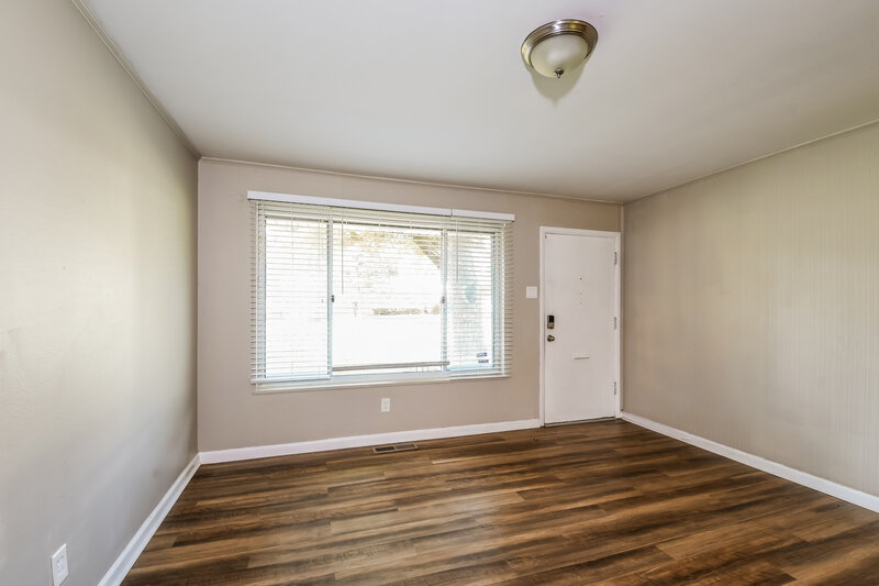 1,750/Mo, 933 Lebon Dr St. Louis, MO 63137 Misc View 2