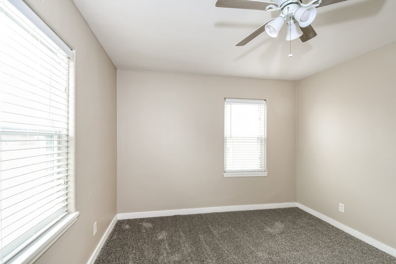 1,845/Mo, 25 Claire Dr Florissant, MO 63031 Bedroom View