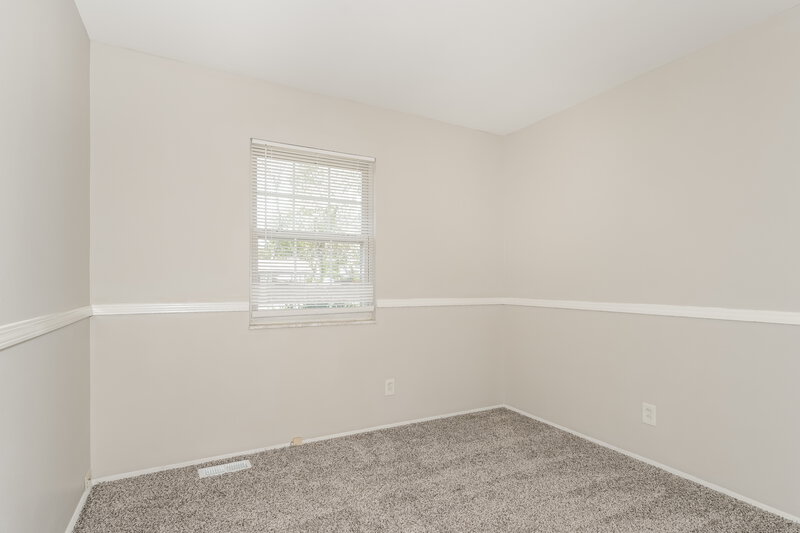 1,610/Mo, 1010 Dewayne Dr Florissant, MO 63031 Bedroom View 2