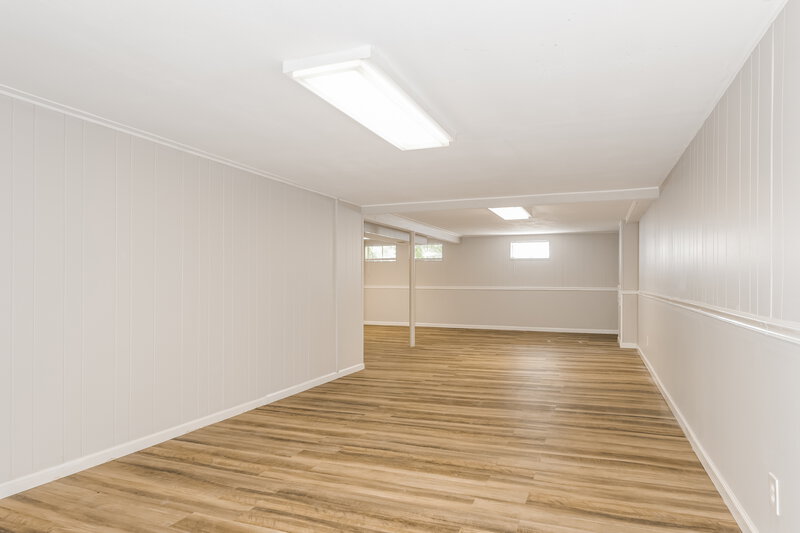 1,610/Mo, 1010 Dewayne Dr Florissant, MO 63031 Basement View