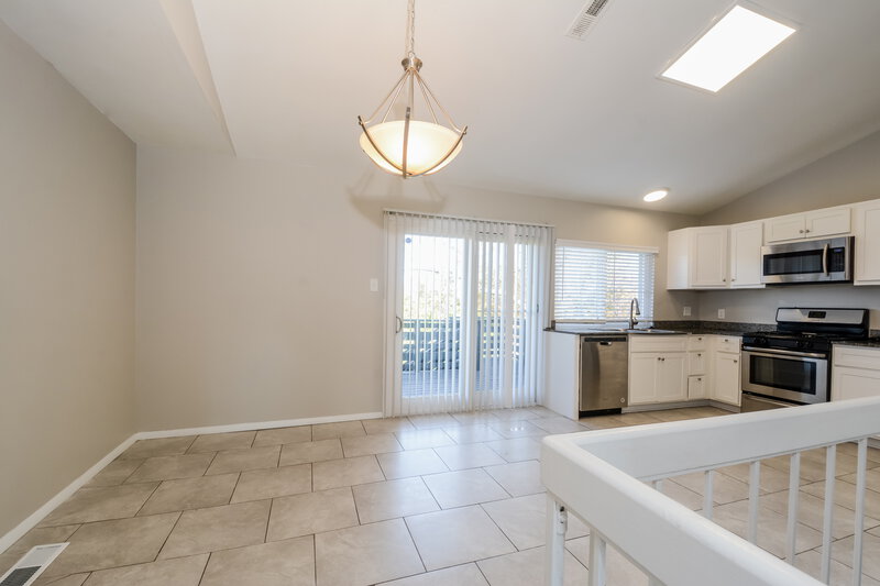 2,045/Mo, 5305 Springtrail Dr Florissant, MO 63033 Floorplan View