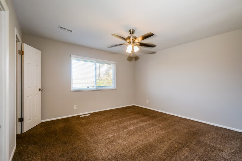 2,045/Mo, 5305 Springtrail Dr Florissant, MO 63033 Misc View 7