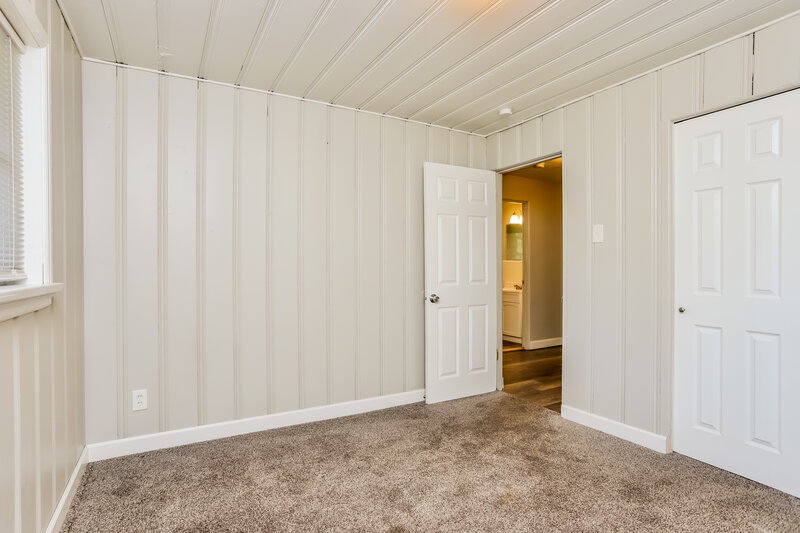 1,695/Mo, 1545 Washington St Florissant, MO 63033 Bedroom View 4