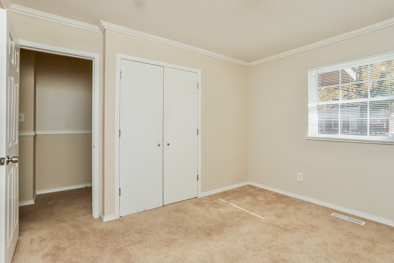 0/Mo, 4451 Rhine Dr Florissant, MO 63033 Bedroom View 2