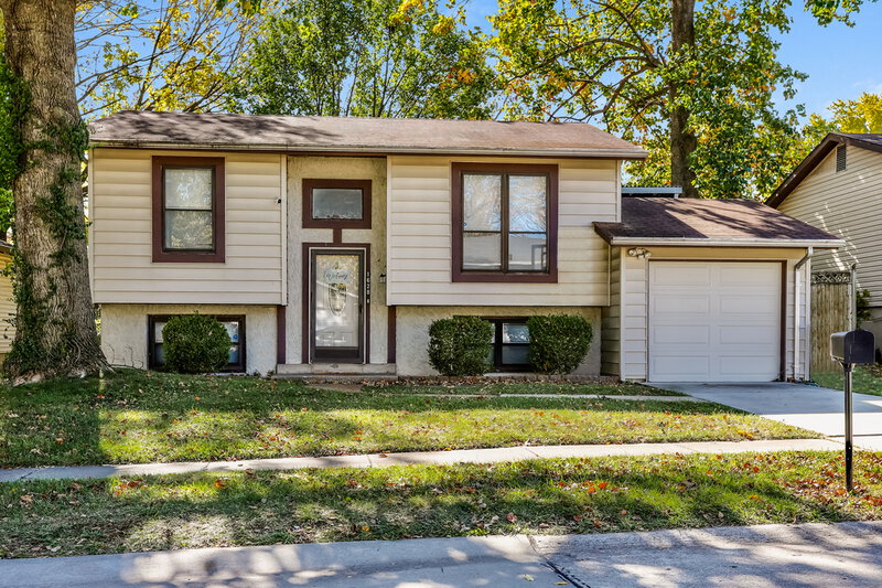 1,980/Mo, 1628 Ventnor Place Florissant, MO 63031 External View