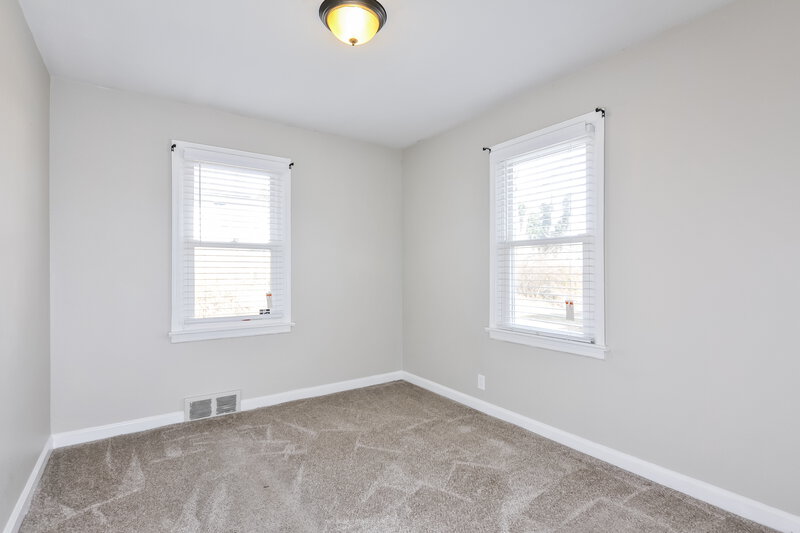 2,550/Mo, 12125 Wensley Road Florissant, MO 63033 Bedroom View 5