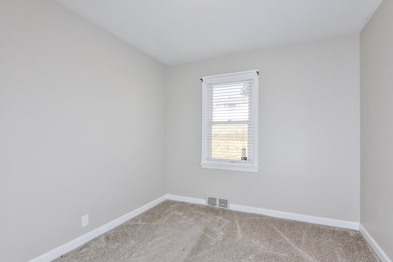 2,550/Mo, 12125 Wensley Road Florissant, MO 63033 Bedroom View 6