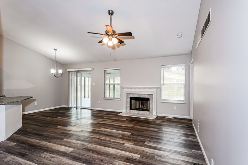 1,520/Mo, 12827 High Crest Street Florissant, MO 63033 Living Room View 2