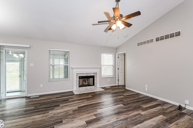 1,520/Mo, 12827 High Crest Street Florissant, MO 63033 Living Room View 3