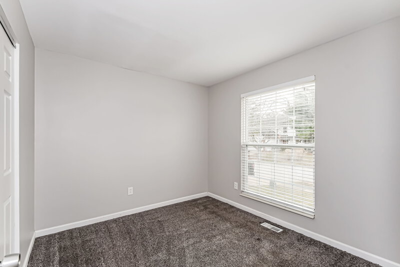 1,520/Mo, 12827 High Crest Street Florissant, MO 63033 Main Bedroom View 2