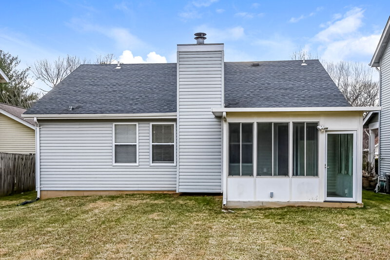 1,520/Mo, 12827 High Crest Street Florissant, MO 63033 Rear View