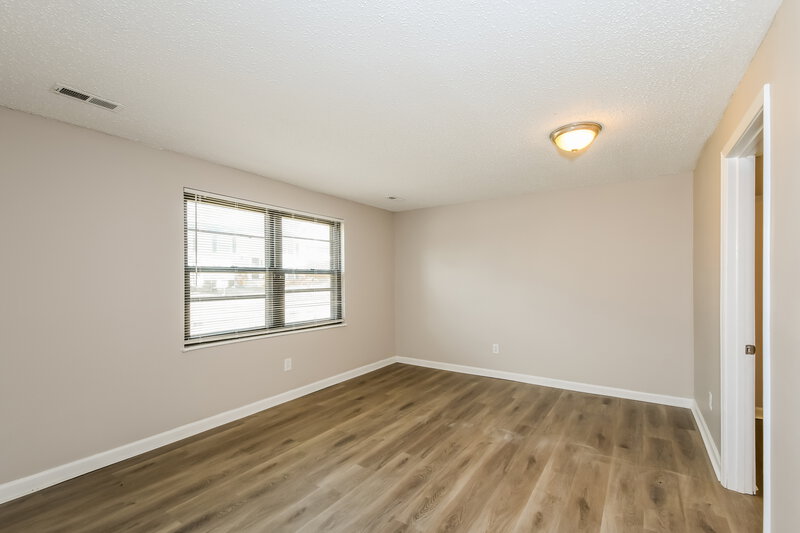 2,300/Mo, 2472 Millvalley Drive Florissant, MO 63031 Bedroom View