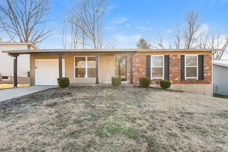 1,515/Mo, 6662 Champana Drive Florissant, MO 63033 External View
