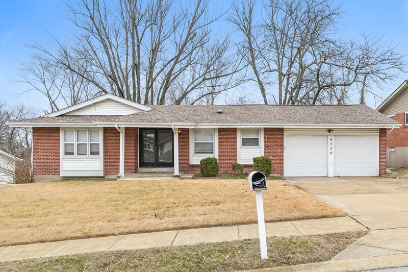 2,230/Mo, 4732 Bristol Rock Road Florissant, MO 63033 External View