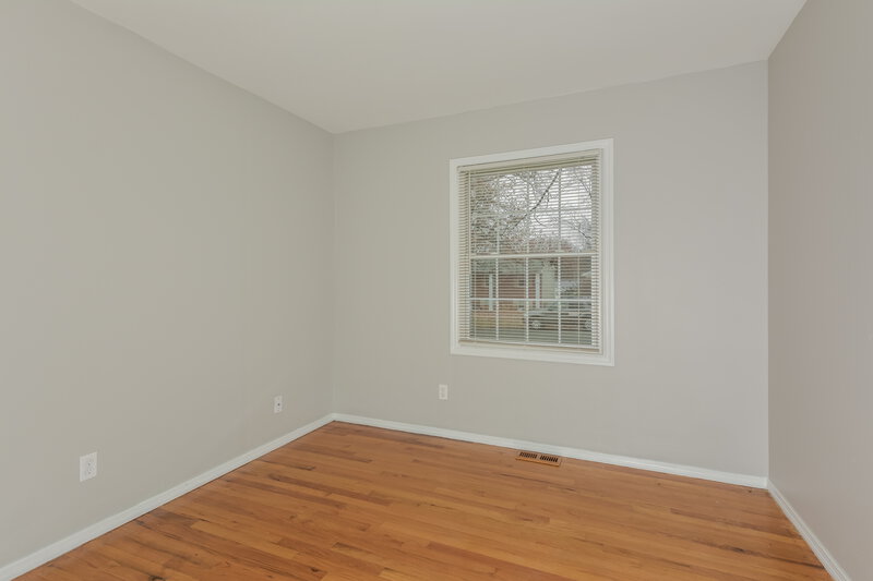 1,615/Mo, 1325 Bluefield Drive Florissant, MO 63033 Bedroom View