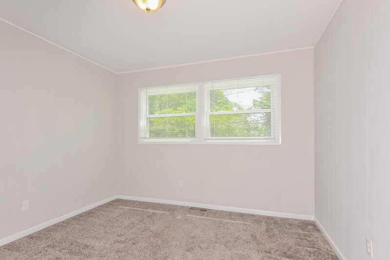 2,285/Mo, 11918 Lakecrest Ln St. Louis, MO 63138 Bedroom View 3