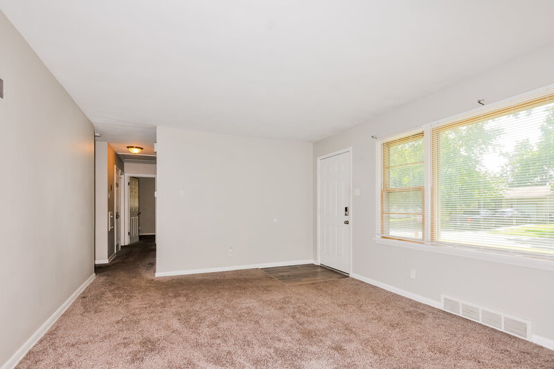 1,700/Mo, 1255 Del Rey Dr Florissant, MO 63031 Misc View 2