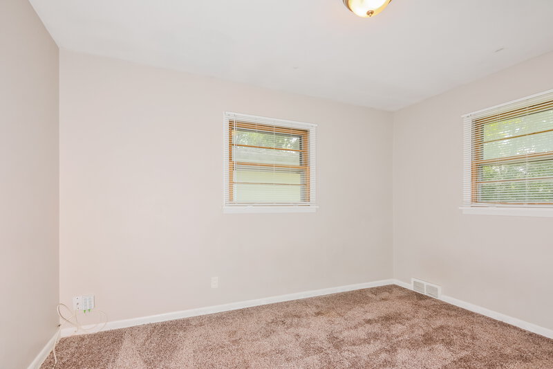 1,700/Mo, 1255 Del Rey Dr Florissant, MO 63031 Misc View 9