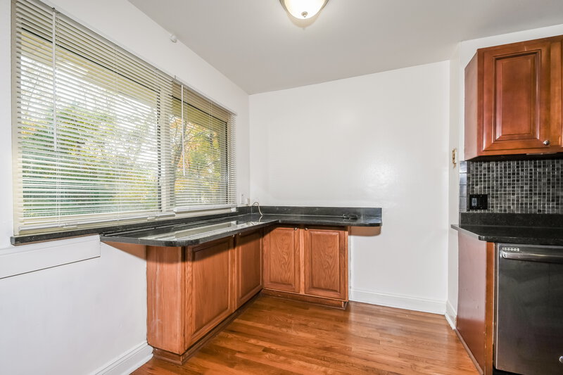 1,825/Mo, 11166 Prentice Dr St. Louis, MO 63136 Misc View 3